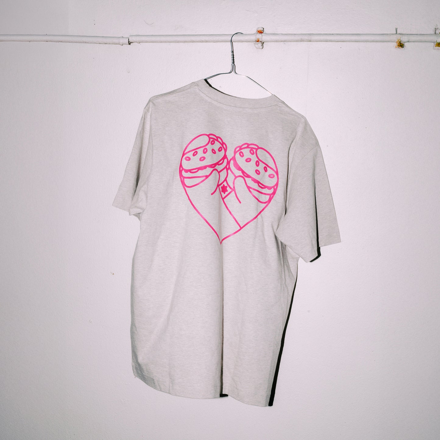 T-shirt Bicky x Avondmaal t-shirt - Love At First Bite